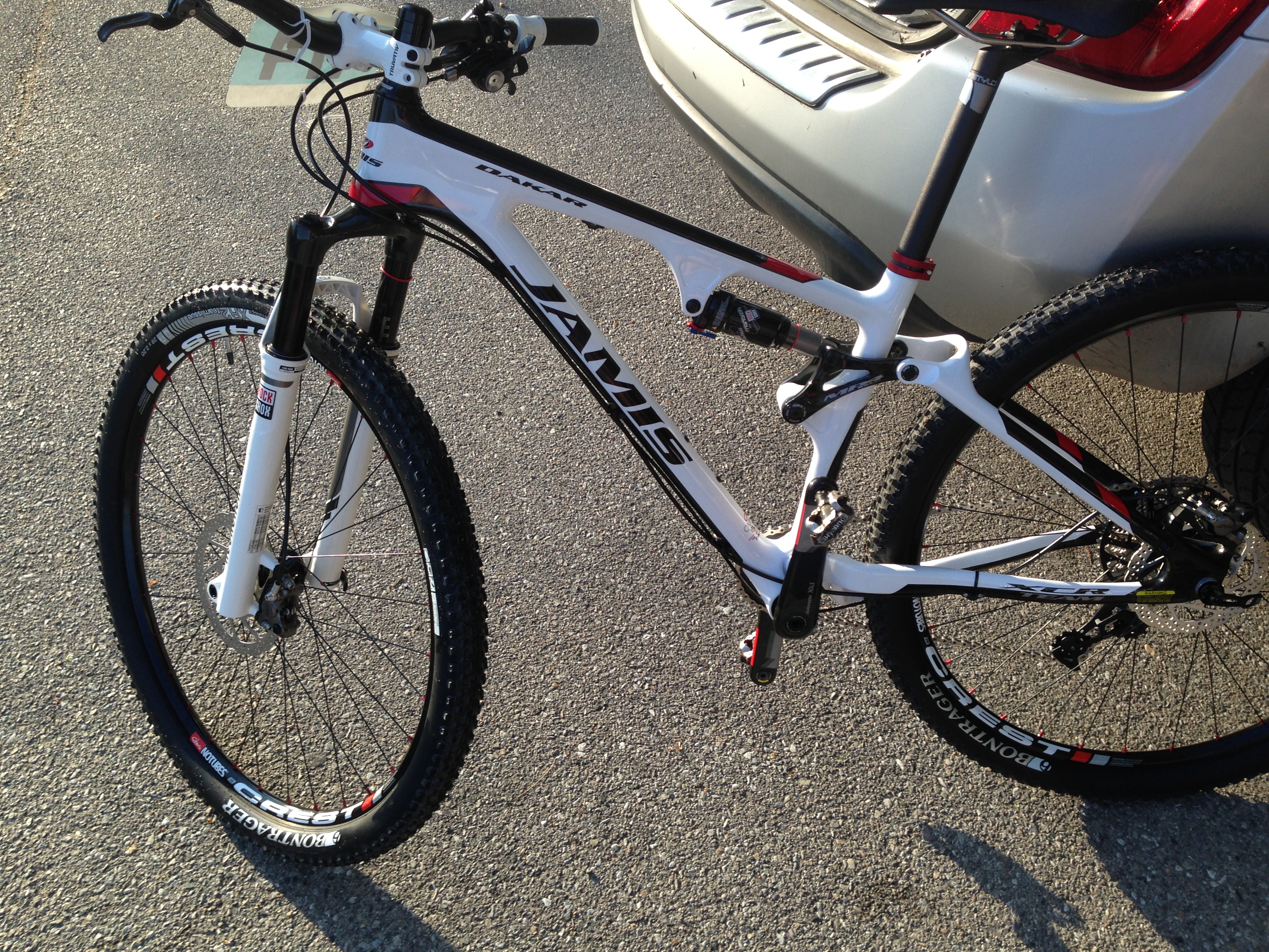 Bacitracin Bath & All The Gorey Details From Sugar Hill